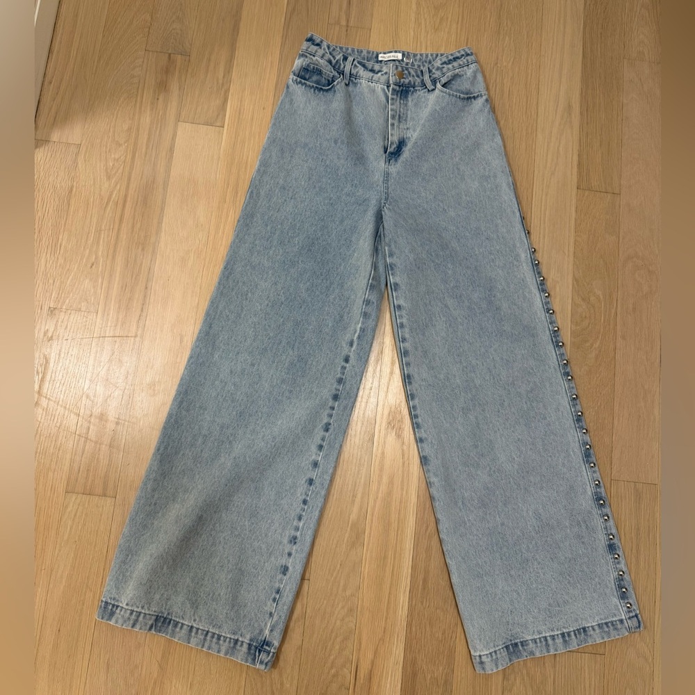 Avec Les Filles studded jean
